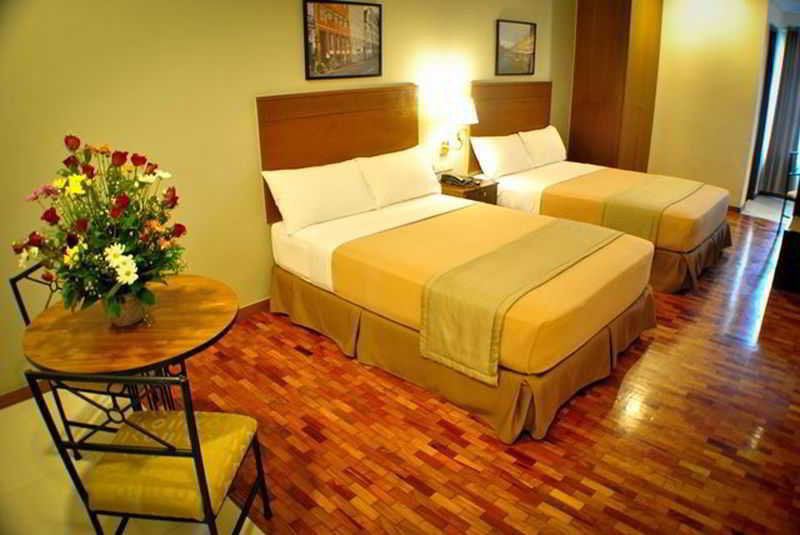 Fersal Hotel Kalayaan, Quezon City Exterior photo