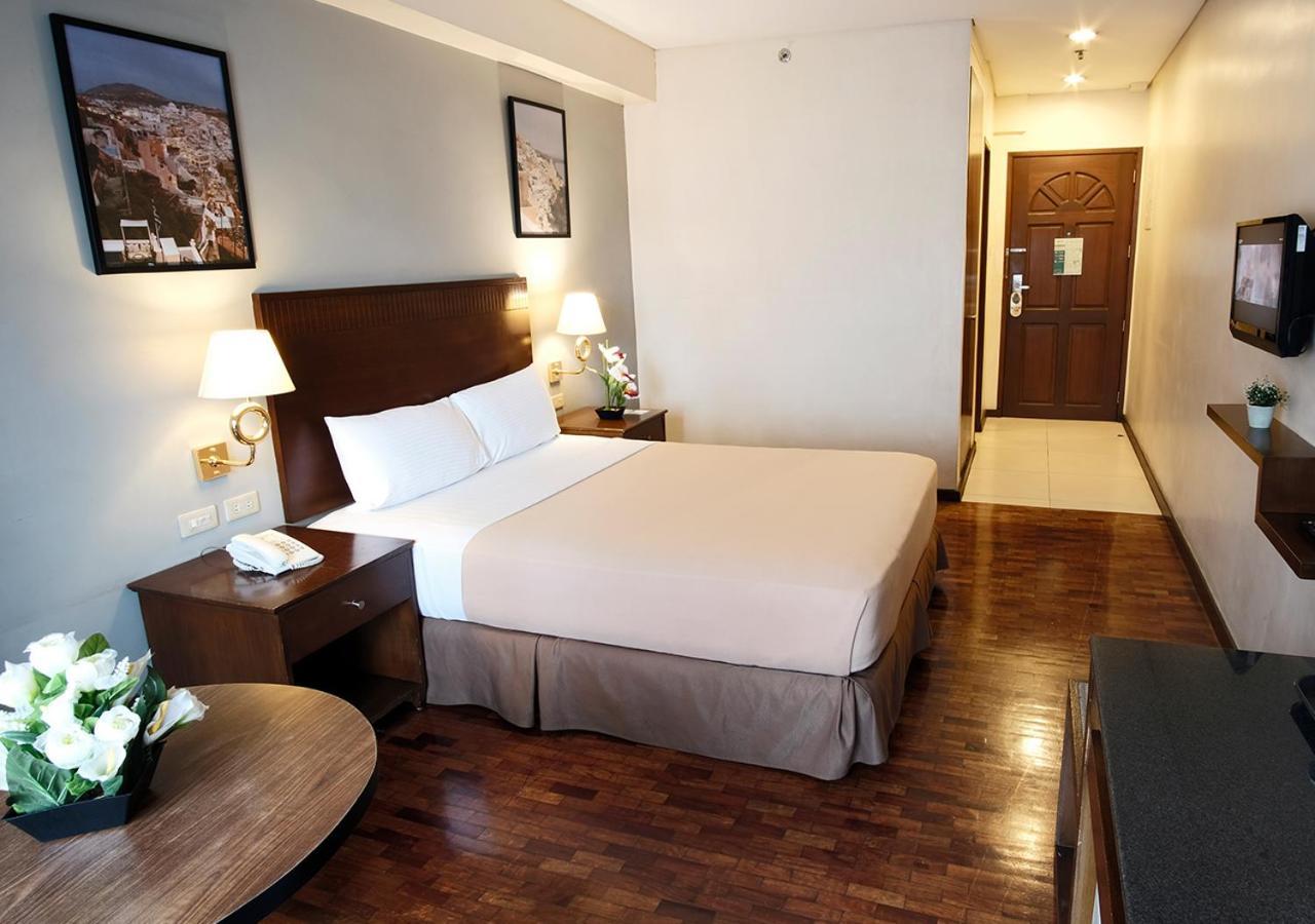 Fersal Hotel Kalayaan, Quezon City Exterior photo