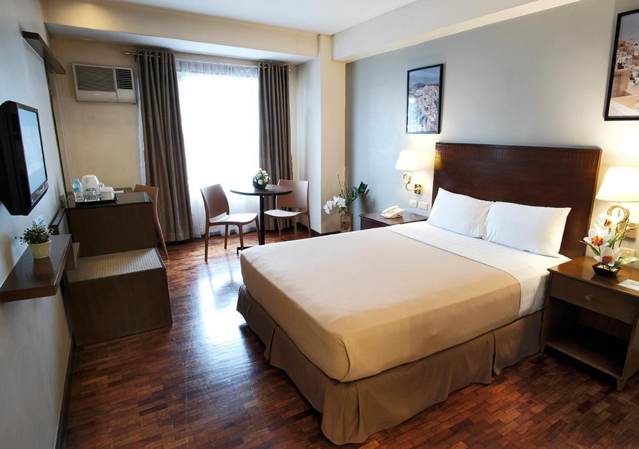 Fersal Hotel Kalayaan, Quezon City Exterior photo