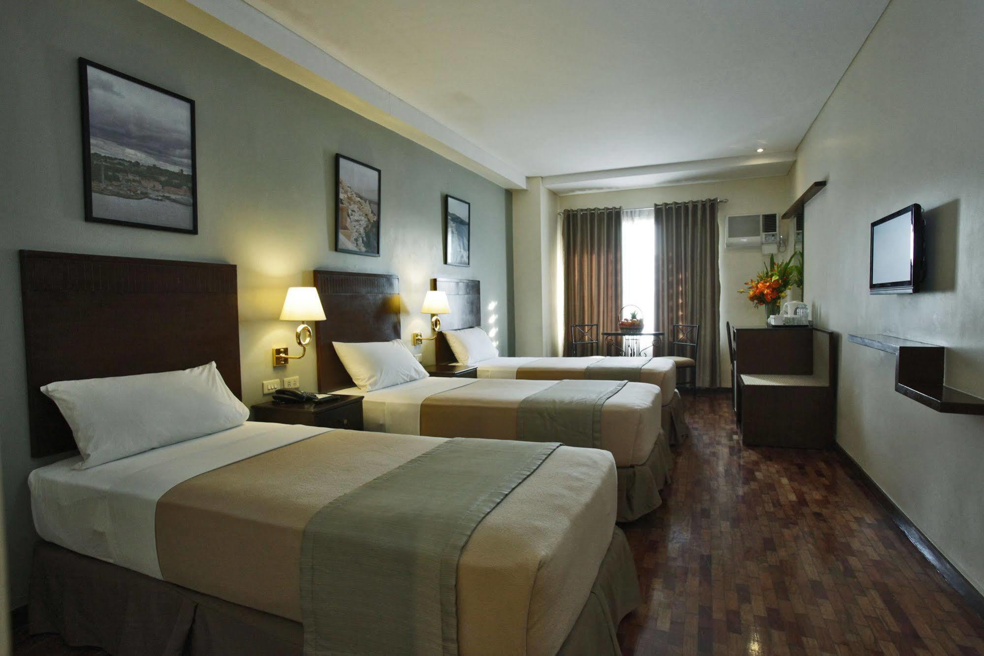 Fersal Hotel Kalayaan, Quezon City Exterior photo